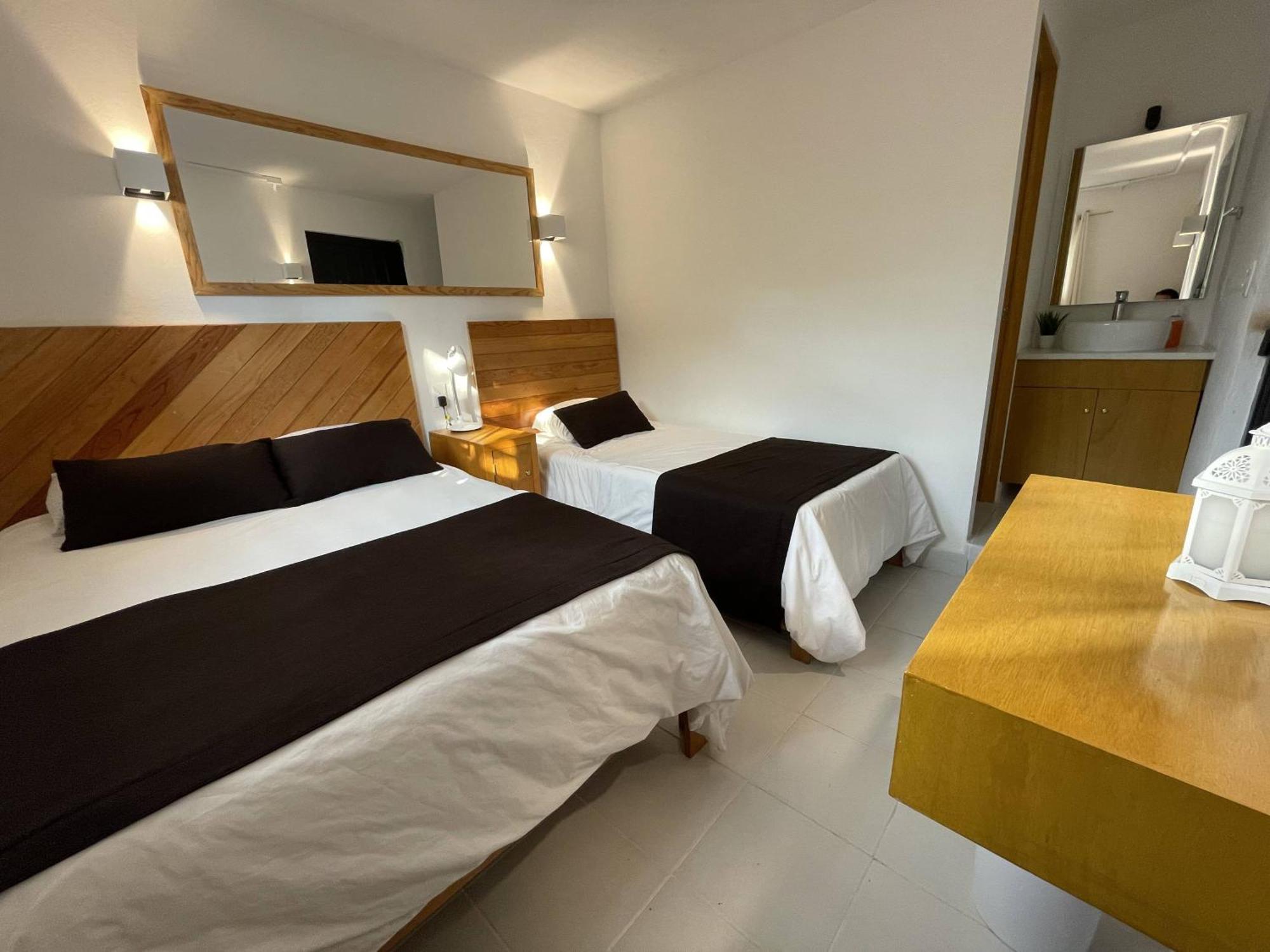 מקסיקו סיטי Hostal Roma Condesa מראה חיצוני תמונה